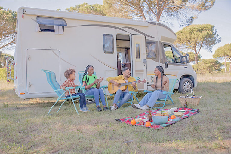 Rent a tent pitch in the Landes